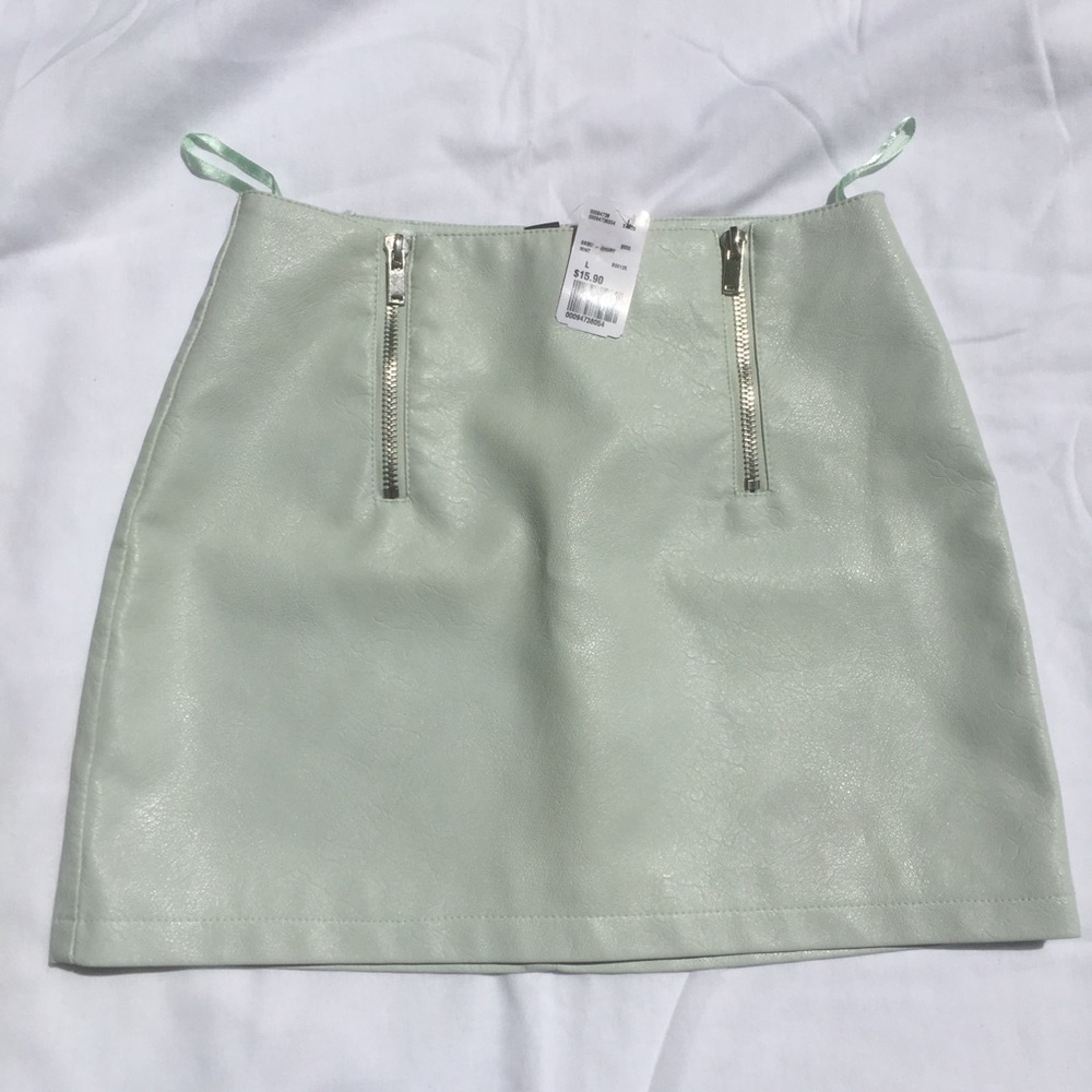 Forever 21 pleather high rise mini skirt.